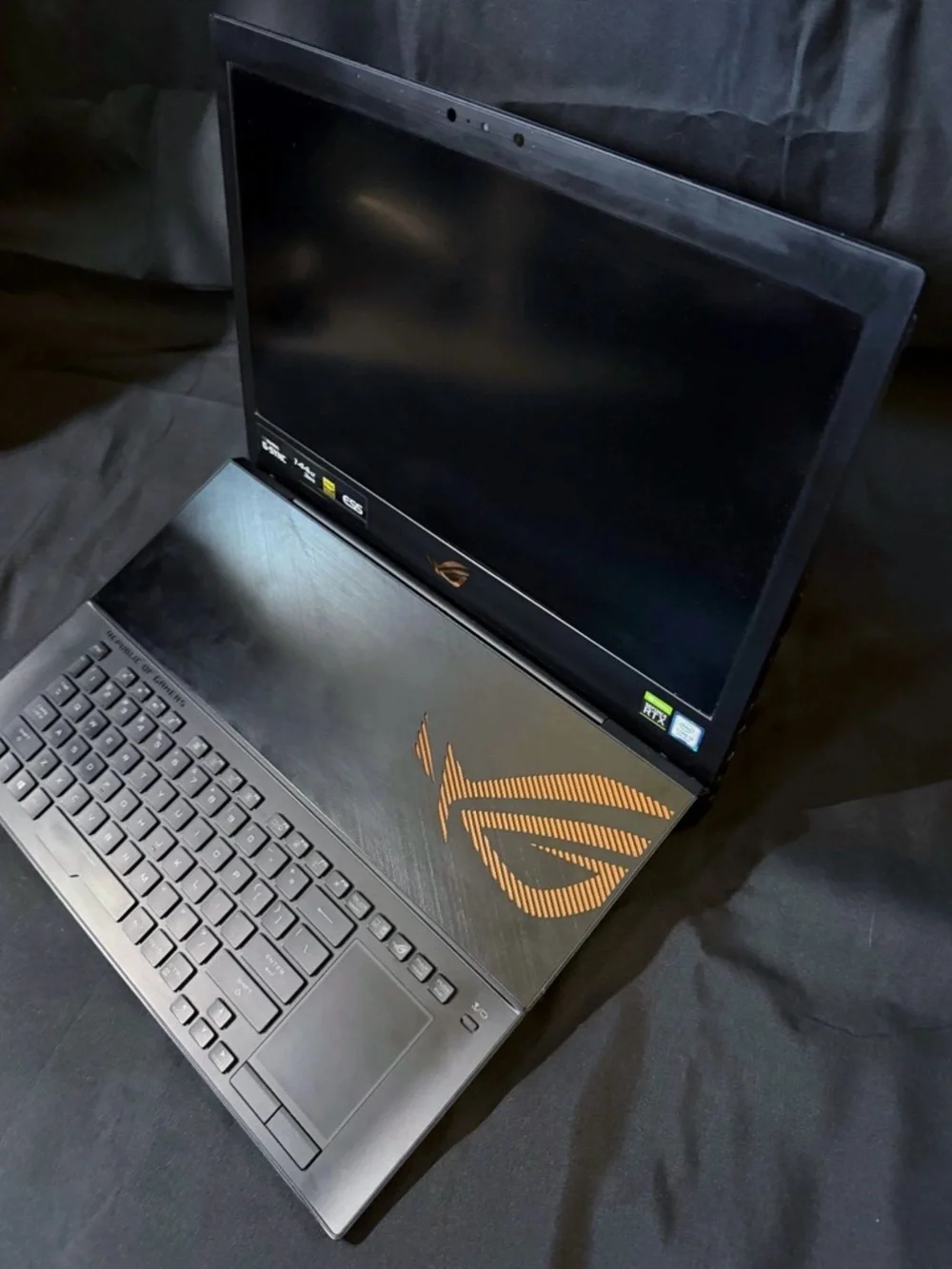 RARE!* ROG ASUS MOTHERSHIP GZ700GX 17.3